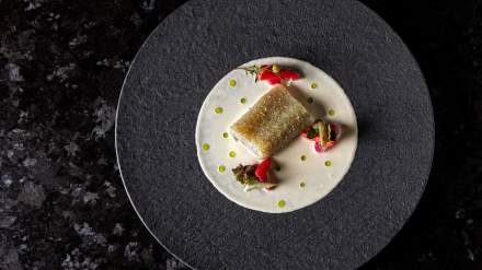 assiette de la table du haut jardin, table gastronomique