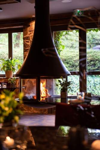 Hôtel Spa dans les Vosges, Chambres, Suites et Chalets avec Spa Jacuzzi Privatif